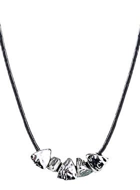 黑色皮革碎银子项链吊坠颈链