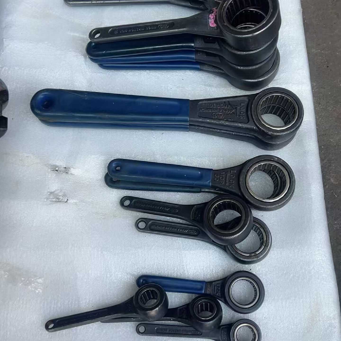 大昭和轴承扳手，美夹刀柄扳手，工厂设备拆卸下来的，成色还可以