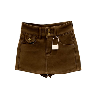 咖啡色加绒牛仔短裤裙女2025秋冬新款高腰修身显瘦a字包臀半身裙