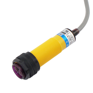 沪工光电开关E3F-DS30C4漫反射