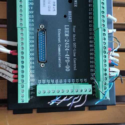 议价两湖机电四轴控制器LHEM24244PD00二手拆机维修