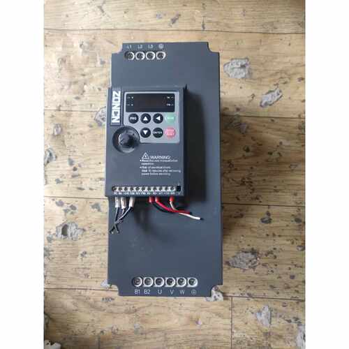 拆机众辰变频器NZ200T7R5GY424V