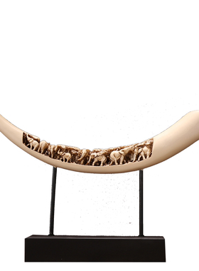 中式风树脂牛角雕刻电视柜摆件