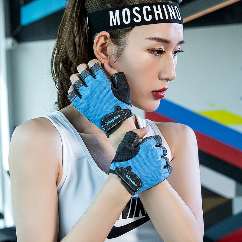 运动健身半指手套男女训练耐磨骑行茧起透气防器械户外铁防滑撸