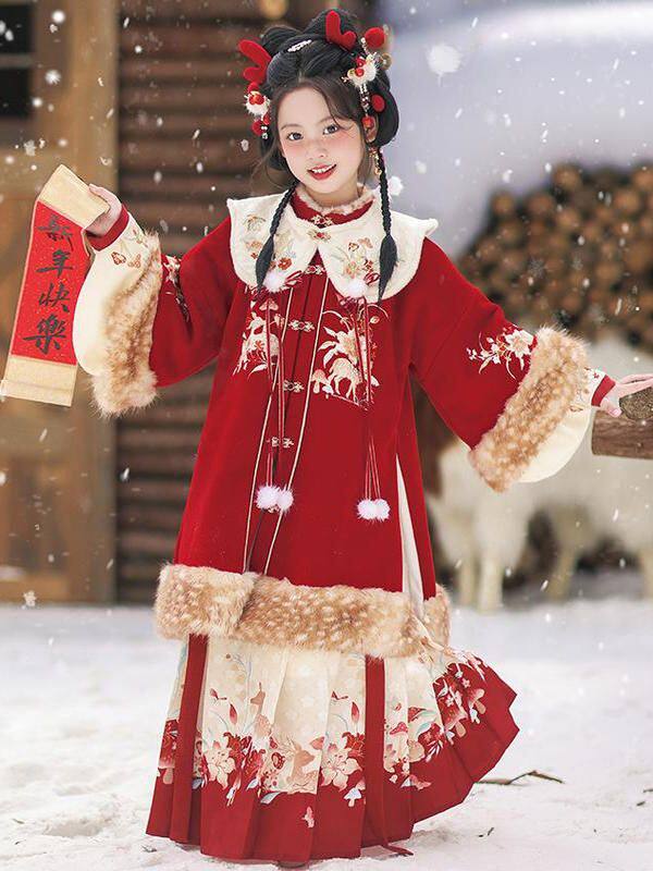 汉服女童拜年服秋冬2025冬装服加厚加过年国风新款喜庆新年绒儿童