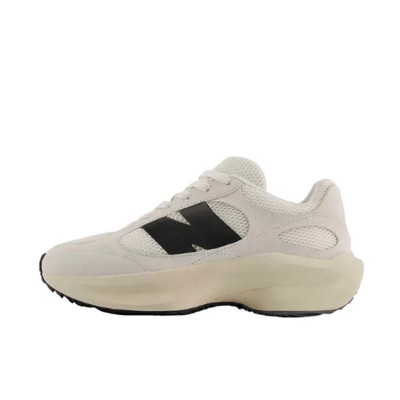 NewBalance舒适耐磨低帮跑步鞋