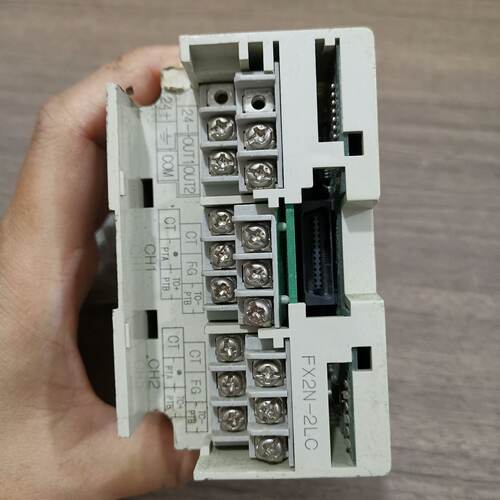 PLC模块FX2N-2LC  实物如图所示，—议价