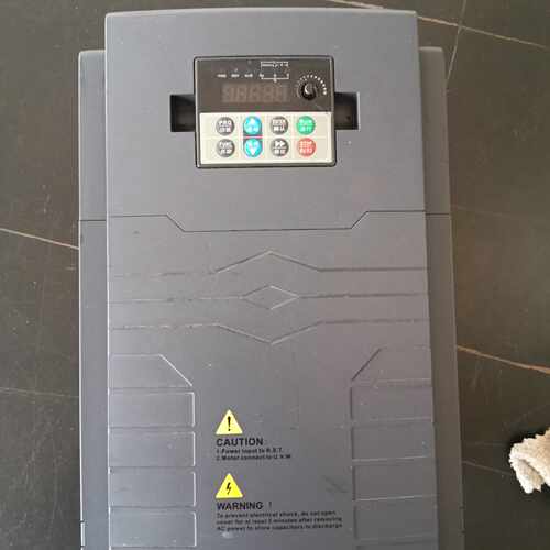 【议价-可维修】  CHRH-4220FEE/4300FPE 变频器 /均有货