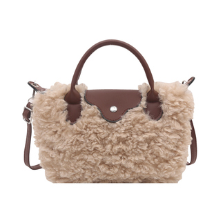 羊羔毛斜挎包包女士2025新款秋冬百搭高级质感小众单肩手提毛毛包