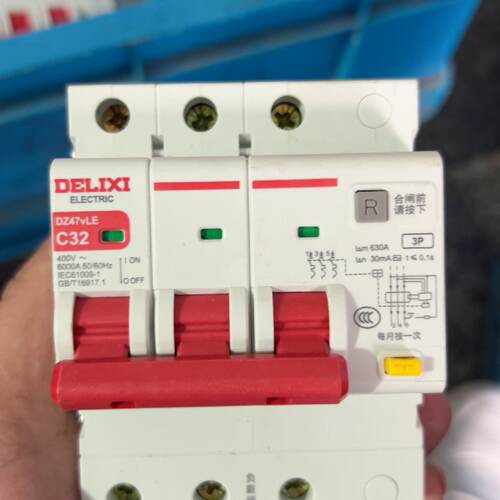 【议价-可维修】西 DELIXI DZ47VLE 3PC32 断路器 开关 工控备件