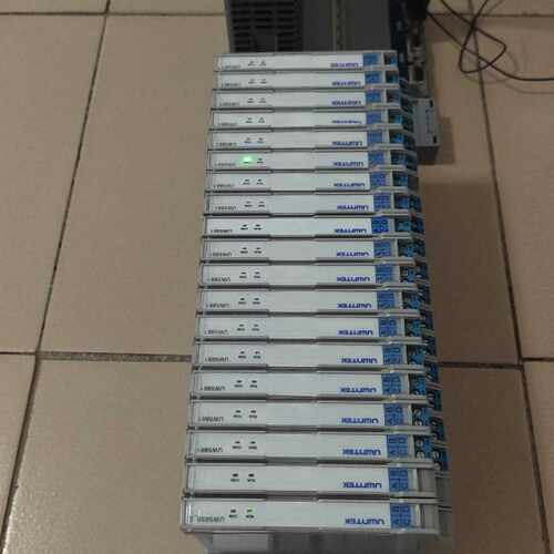 优稳模块1套UW5861，16个，UW5850-C。1个带底
