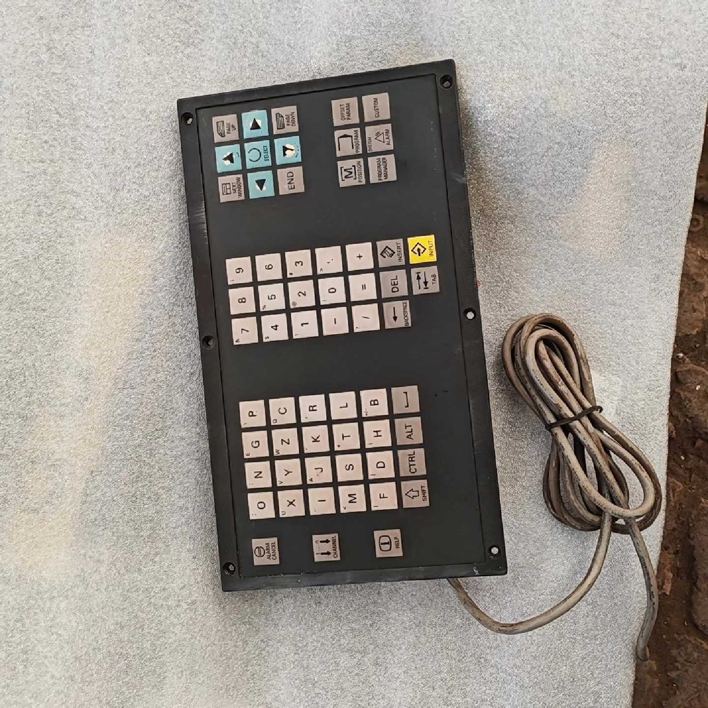 议价西门子键盘802 D,拆机产品,成色一般,实物拍摄,460