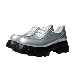6cm增高银色运动休闲德比鞋男款2025新款小众轻便全真皮大头皮鞋