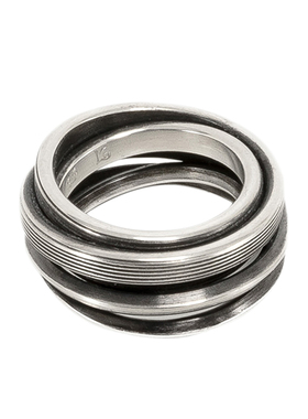 暗黑风弹簧设计条纹纹理纯银戒指