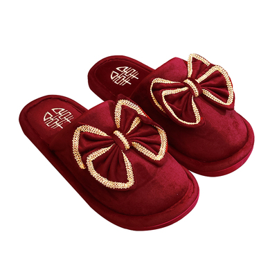 红色情侣喜庆一对结婚