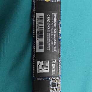 【影驰铁甲战将240G固态硬盘】M.2 2280接口，PCI