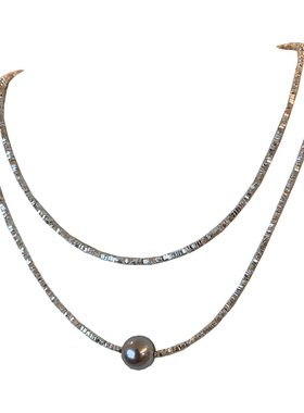 「高光时刻」叠戴施家珍珠项链