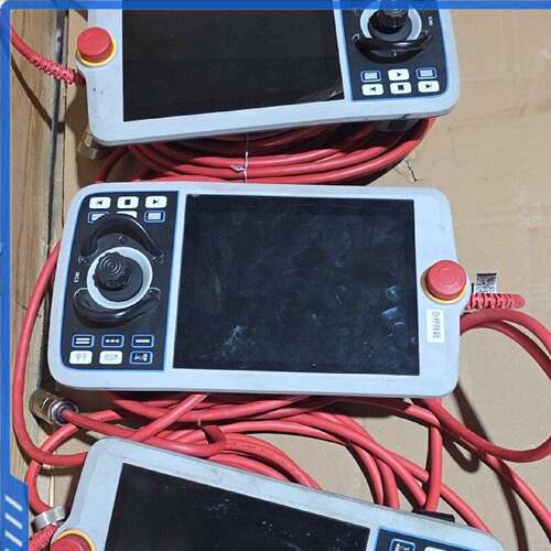 议价可维修ABBDSQC3120示教器DSQC3122示教器3HAC0870140013HAC08