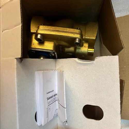 议价丹佛斯DANFOSS电磁阀 032U7115 配套线圈 042N7551