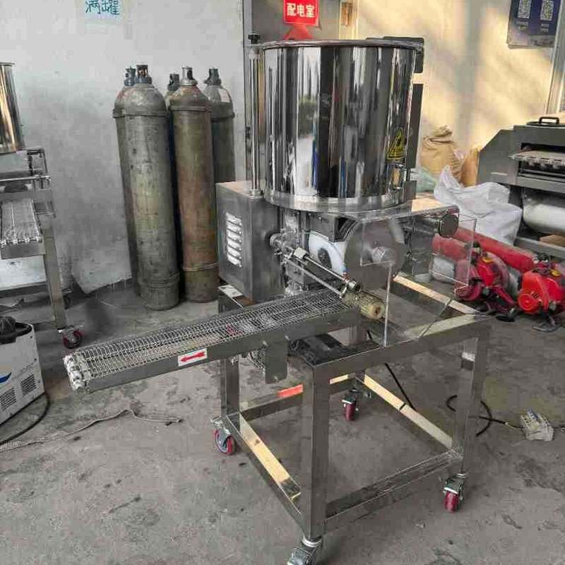 全自动肉饼成型机连续式虾饼麦乐鸡块压饼设备碎肉土豆制饼机