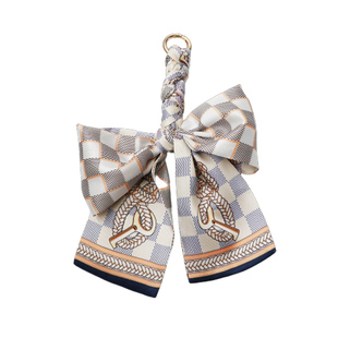 高颜值蝴蝶结丝带挂件适用棋盘格老花包包装饰挂件高级感轻奢风