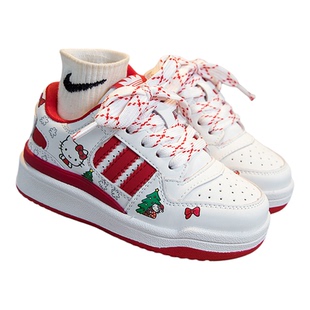 儿童板鞋2025冬季新款男童红色加绒真皮运动鞋女童kitty猫小白鞋
