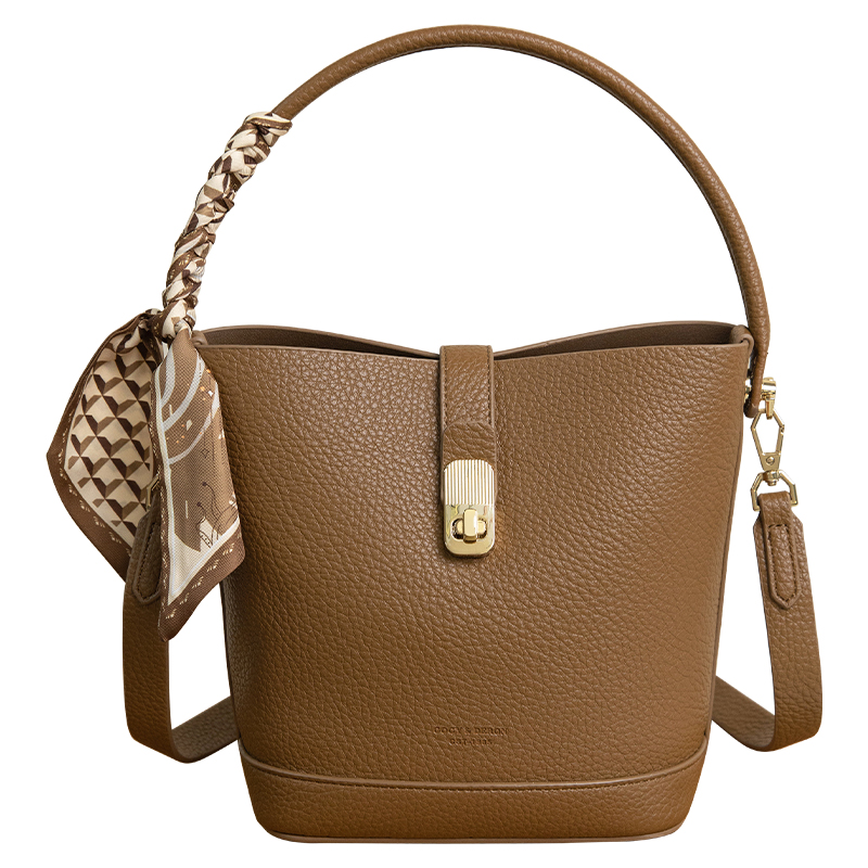 水桶包女2025秋冬新款百搭超火爆款女包手提女式高级感单肩斜挎包