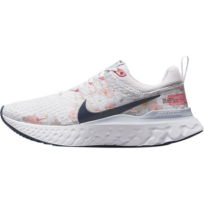 耐克女子运动跑步鞋FD4151-100