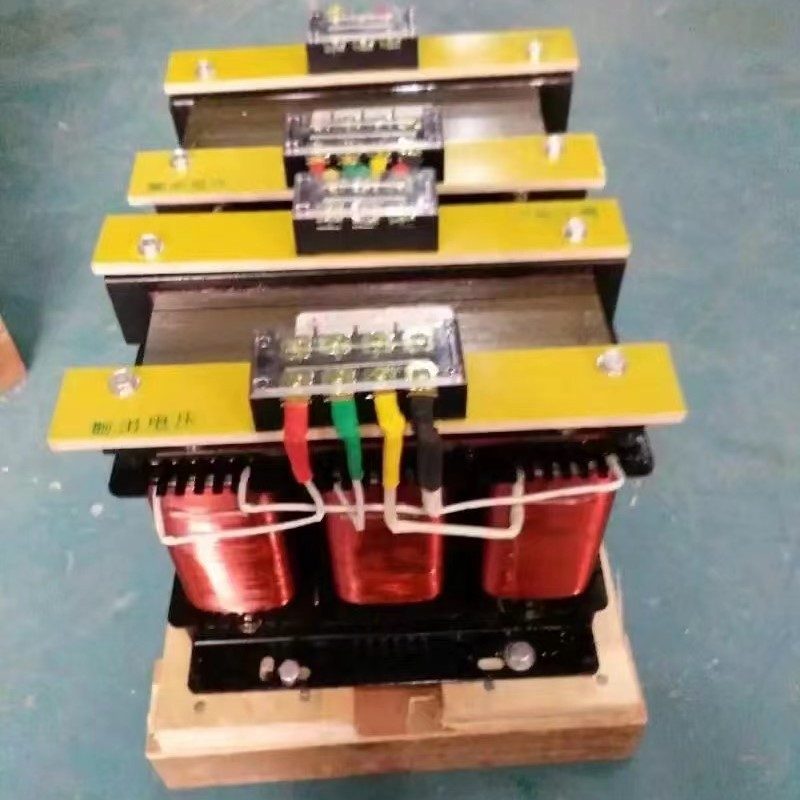 SBK-20KVA低压大电流电炉加热变压器380V220V变24V12V5V2V2310A等