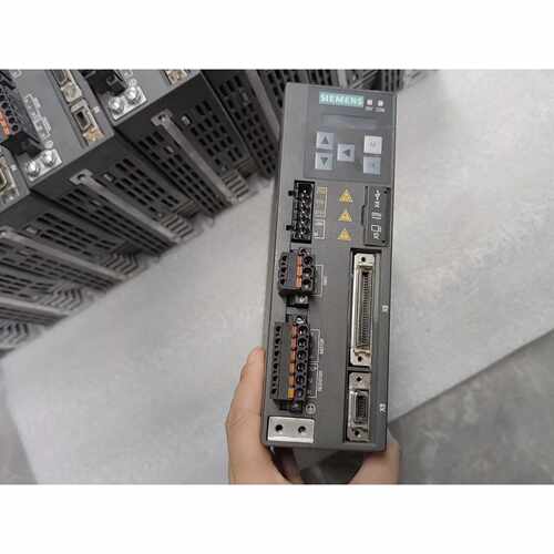 询价-V90伺服驱动器型号6SL32105FB102U