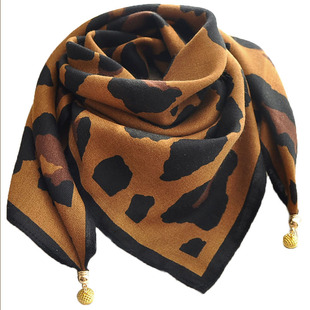 豹纹新款小围巾方巾懒人磁吸扣时尚秋冬小丝巾护颈优雅百搭领巾