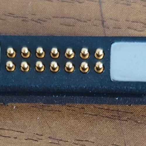 议价TYZC-14PIN母座磁吸连接器，成色如图所见即所得。有需维修