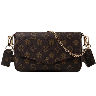 今年流行链条小方包斜挎包信封包