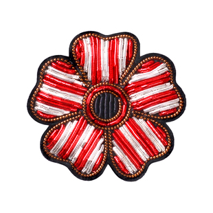 植物红色花朵胸针高档女设计感小众饰品手工刺绣徽章别针高档配饰