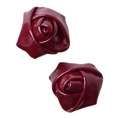 皮革复古轻巧百搭耳钉新年圣诞