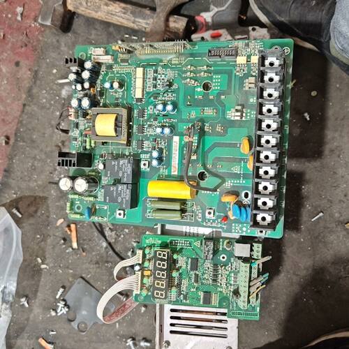 溢价-汇川MD320T11GBXC变频器主板和驱动板带模块11