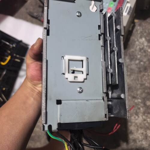 议价士林变频器SS2-043-2.2K，2.2KW，380V三相维修