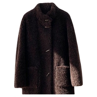 慵懒风羊羔毛中长款外套女牛角扣羊剪绒皮草皮毛一体小个子大衣冬