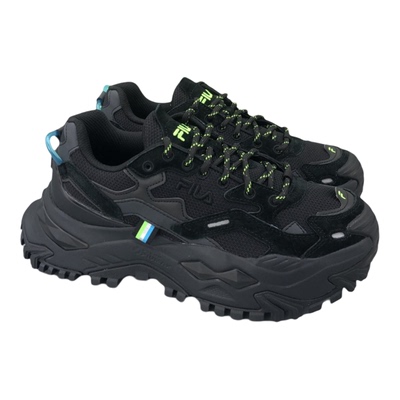 斐乐硬糖鞋黑色女子运动老爹鞋