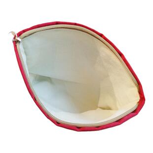 熊猫小奇迹头像珍珠串拉链便捷帆布内里大容量红色限量版化妆包