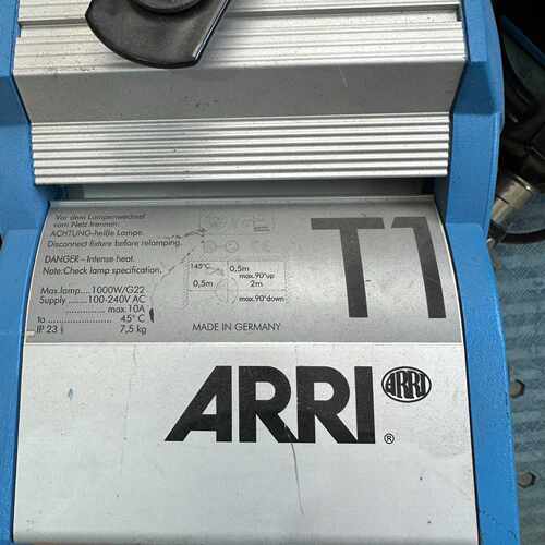 ARRI T1，1000w 钨丝灯，
