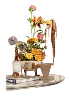 样板间女孩房桌面组合装饰品