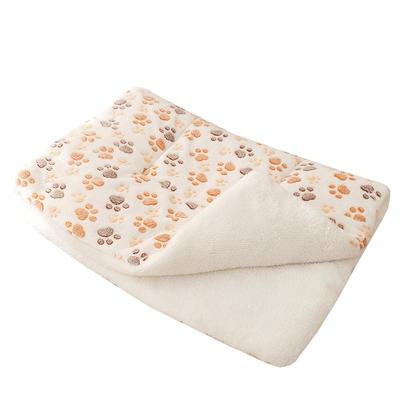 嬉皮狗卡通满印法兰绒垫子