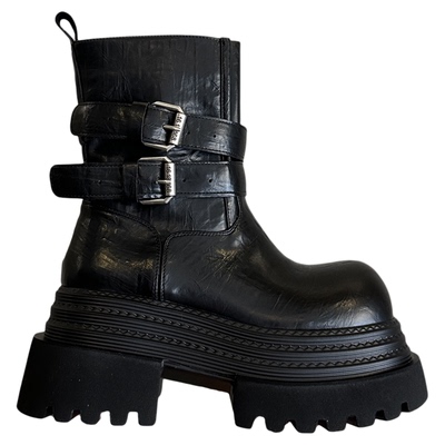 甜酷炸街英伦风小个子马丁靴