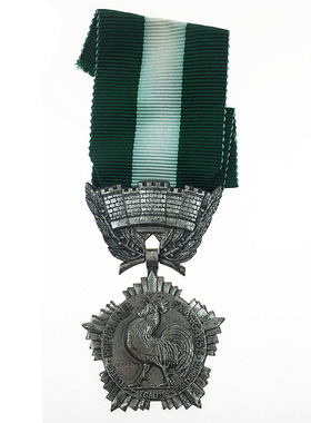 法国艺术宗教风胸针勋章