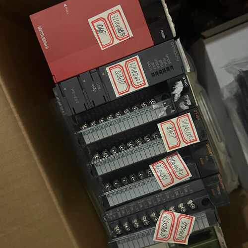 Q61P Q03UDCPU 三菱PLC 电源主机 工业自动化控制器