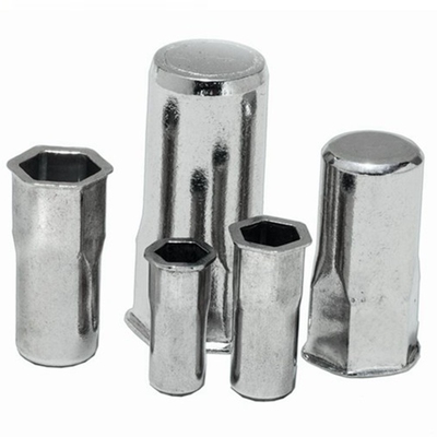 304不锈钢拉铆螺母铆接