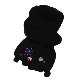 手工钩织花朵针织围巾短款学生女秋冬保暖用可爱甜美杨梅球球绿色