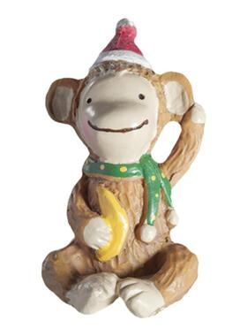 圣诞小猴子摆件拿香蕉绿围巾手感细腻颗粒饱满纹理清晰色泽莹润