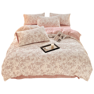 红豆2025款简约雕花牛奶绒四件套